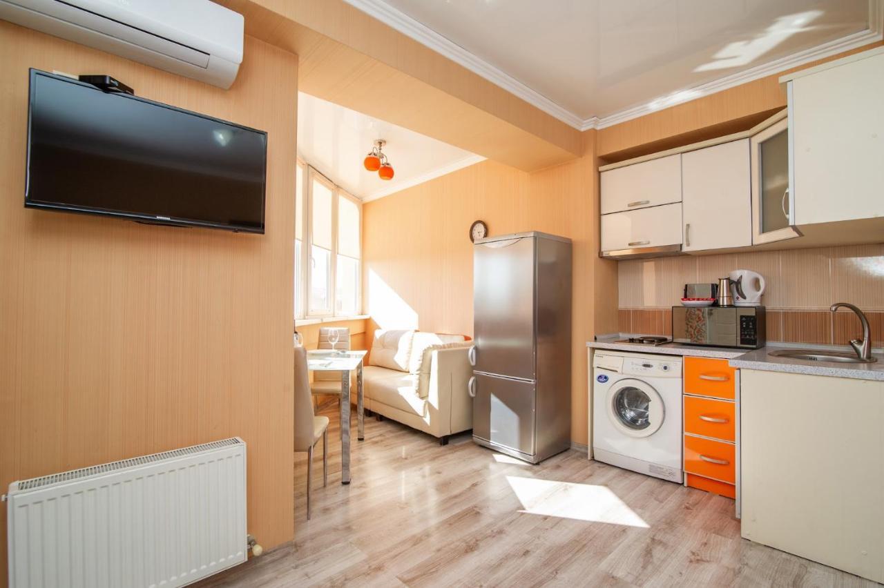 Luxrent Lejlighed Chişinău Eksteriør billede
